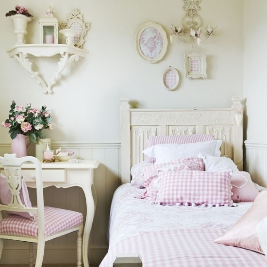 Phòng ngủ sang trong phong cách Shabby