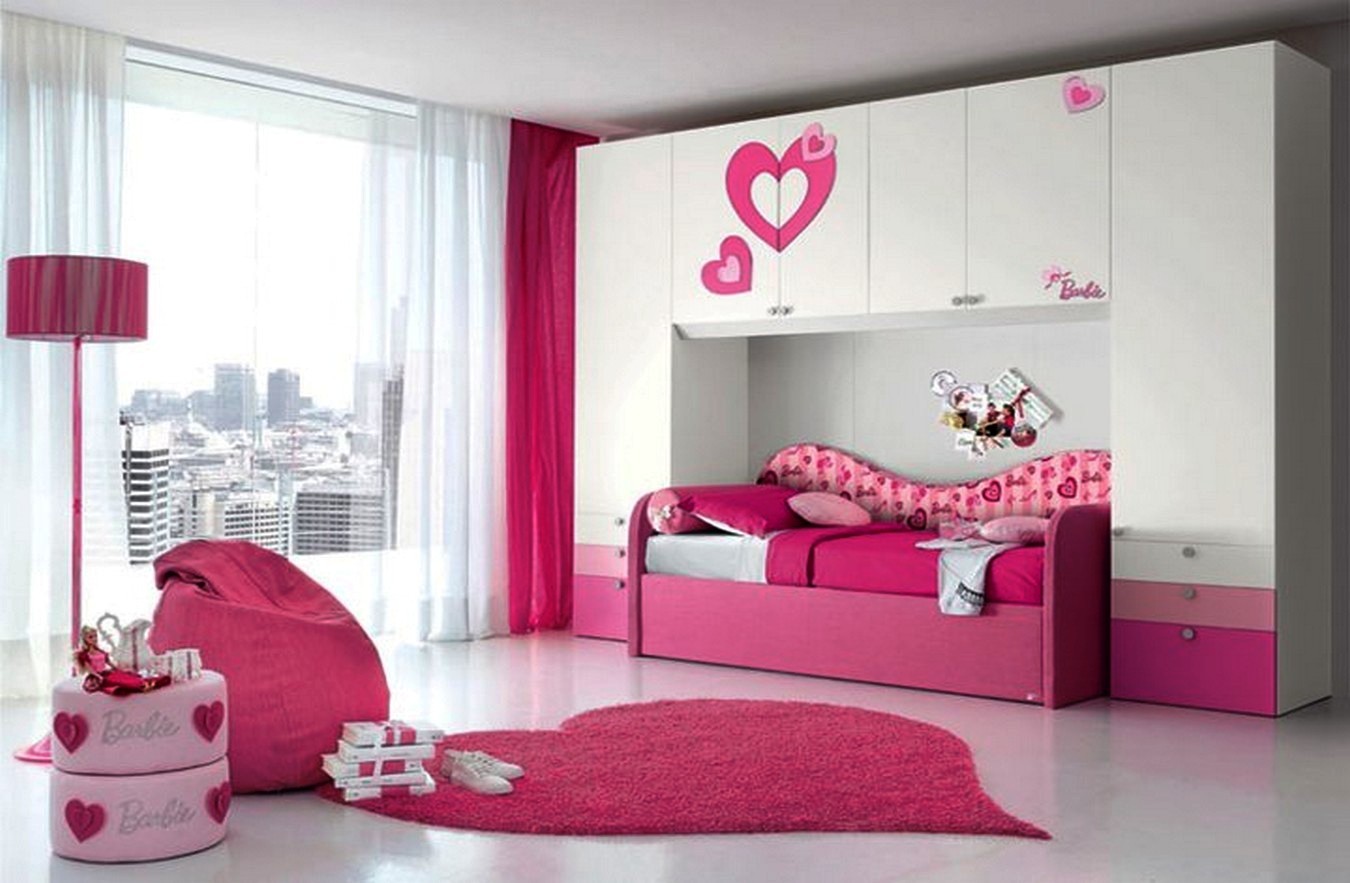 Một số mẫu rèm dễ thương cho bé gái